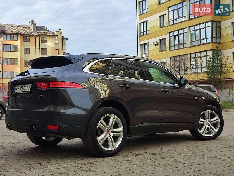 Внедорожник / Кроссовер Jaguar F-Pace 2017 в Ивано-Франковске