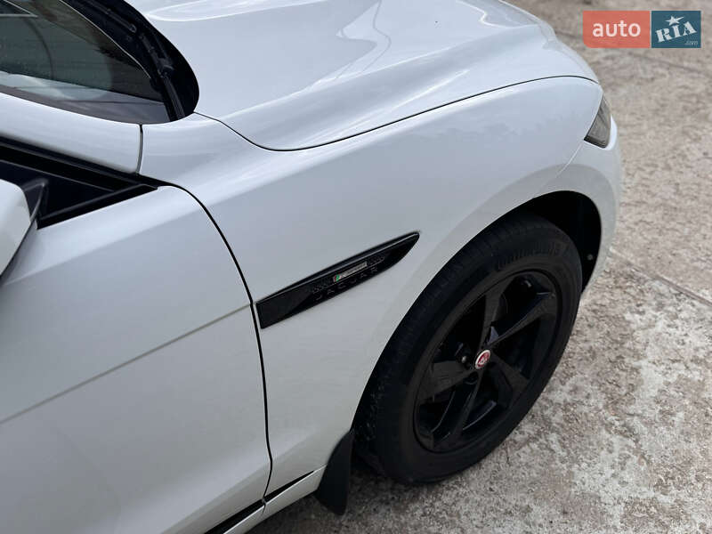 Внедорожник / Кроссовер Jaguar F-Pace 2017 в Одессе