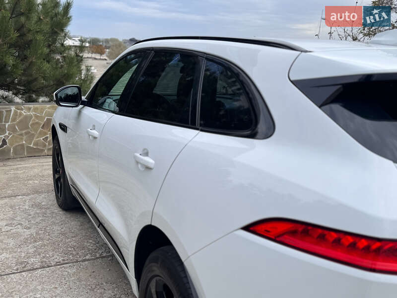 Внедорожник / Кроссовер Jaguar F-Pace 2017 в Одессе