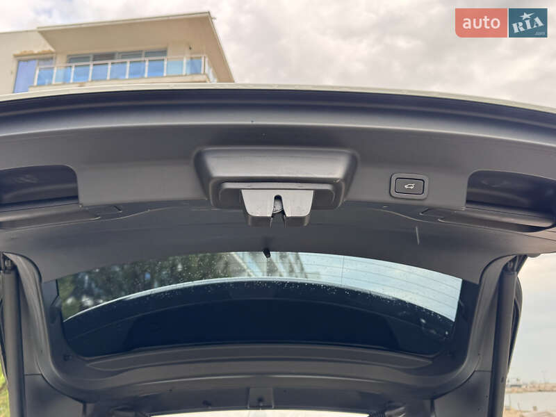 Внедорожник / Кроссовер Jaguar F-Pace 2017 в Одессе