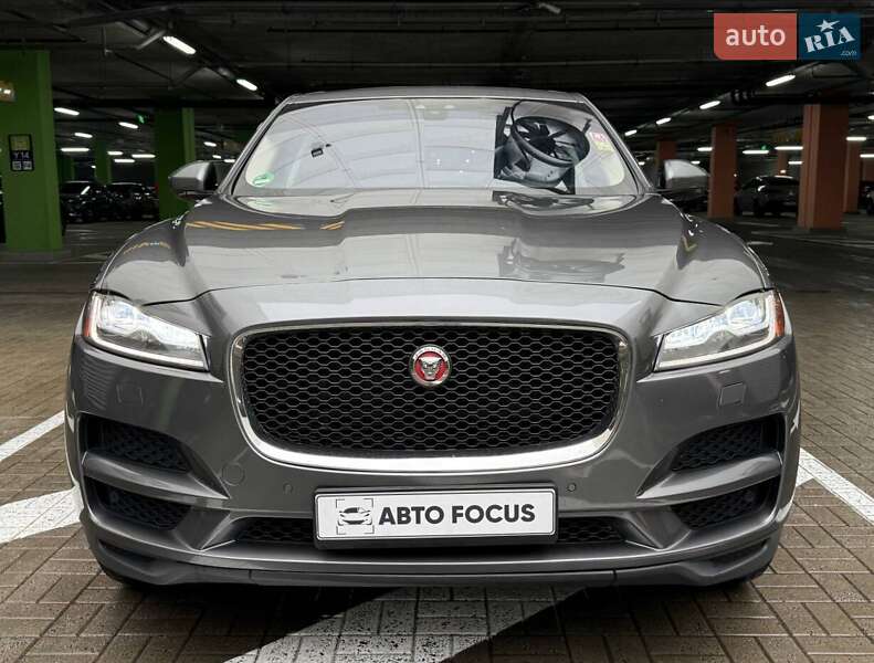 Внедорожник / Кроссовер Jaguar F-Pace 2017 в Киеве