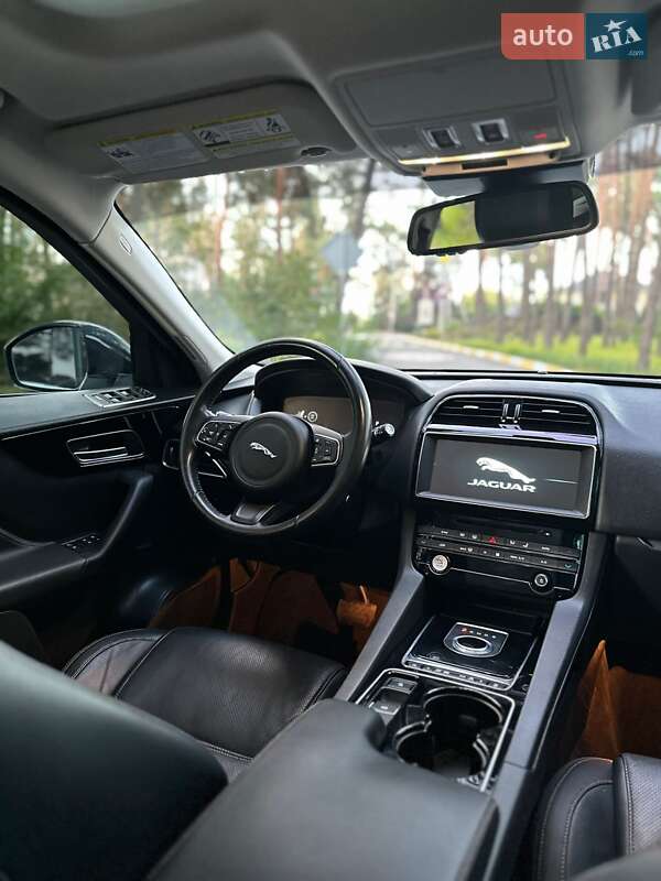 Позашляховик / Кросовер Jaguar F-Pace 2016 в Білогородці фото 22 Позашляховик / Кросовер Jaguar F-Pace 2016 в Білогородці