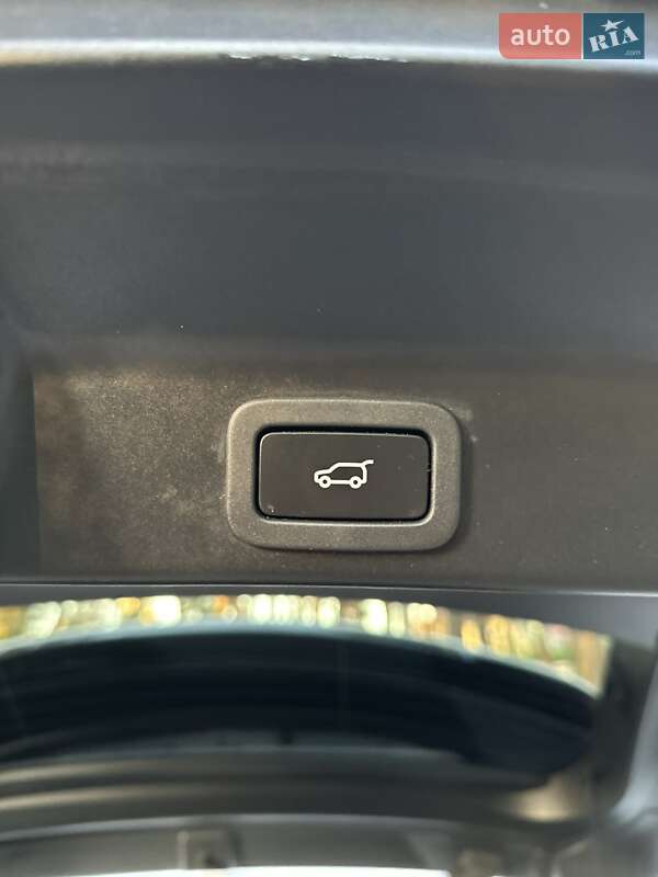 Позашляховик / Кросовер Jaguar F-Pace 2016 в Білогородці фото 19 Позашляховик / Кросовер Jaguar F-Pace 2016 в Білогородці