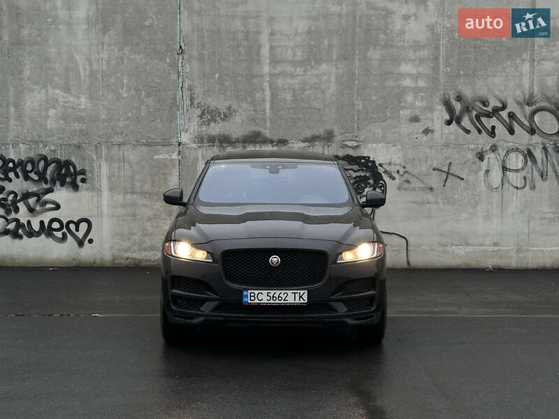 Внедорожник / Кроссовер Jaguar F-Pace 2017 в Львове фото 2 Внедорожник / Кроссовер Jaguar F-Pace 2017 в Львове