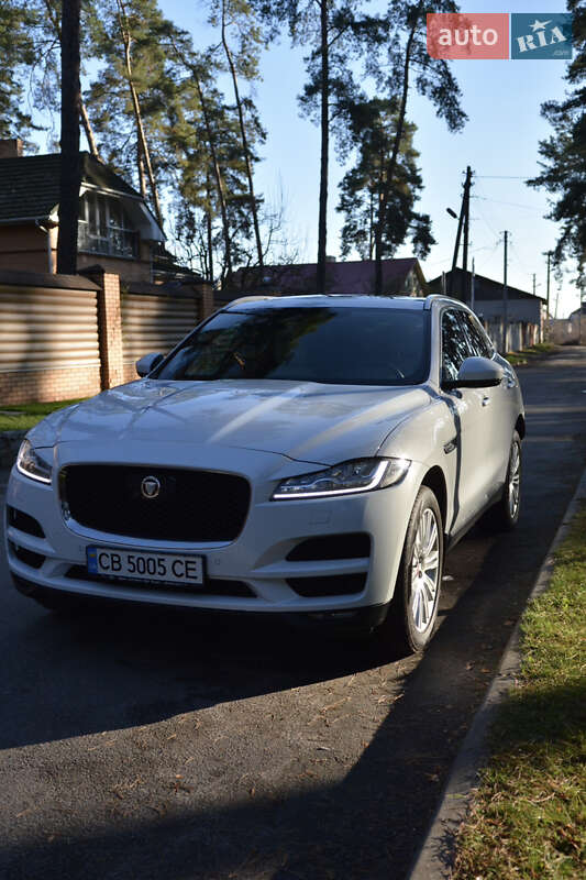 Внедорожник / Кроссовер Jaguar F-Pace 2016 в Чернигове