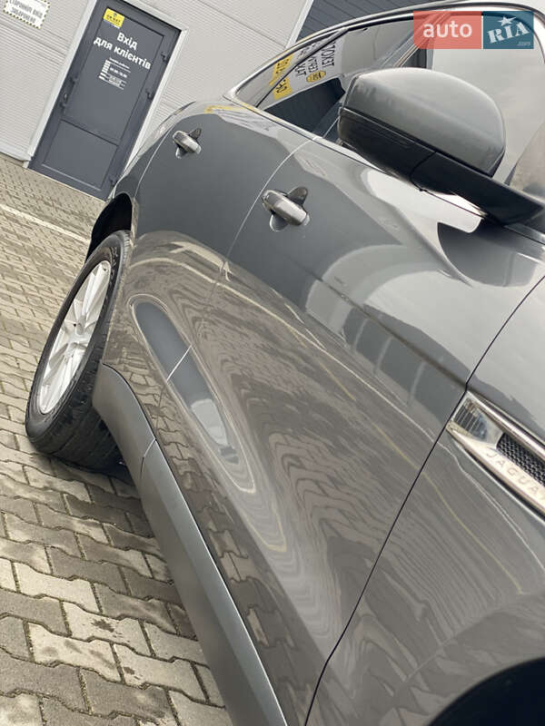 Внедорожник / Кроссовер Jaguar F-Pace 2017 в Нововолынске фото 25 Внедорожник / Кроссовер Jaguar F-Pace 2017 в Нововолынске