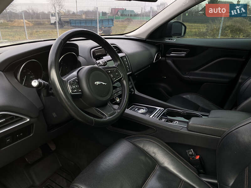 Внедорожник / Кроссовер Jaguar F-Pace 2017 в Нововолынске фото 30 Внедорожник / Кроссовер Jaguar F-Pace 2017 в Нововолынске