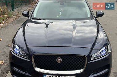 Внедорожник / Кроссовер Jaguar F-Pace 2017 в Киеве