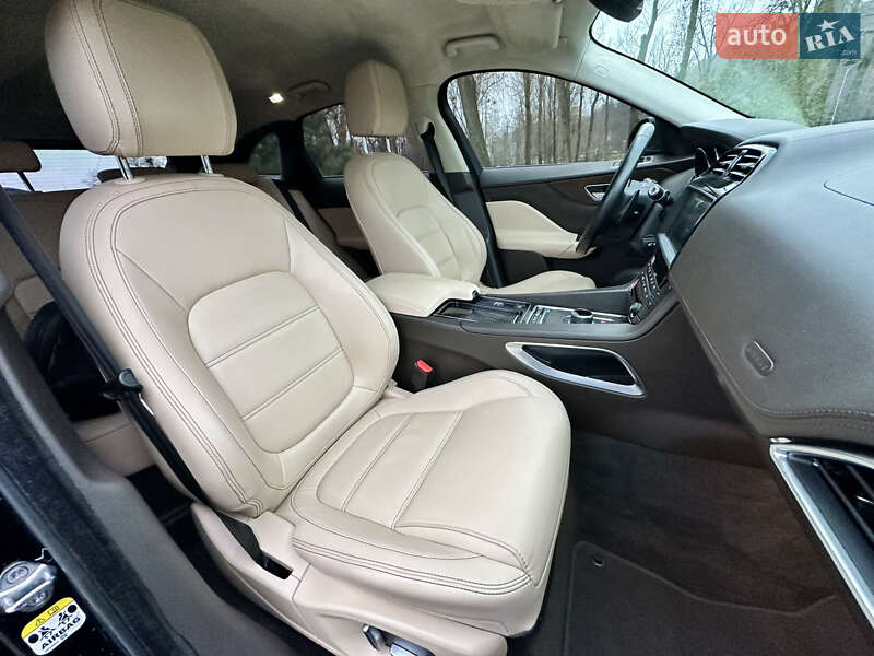 Внедорожник / Кроссовер Jaguar F-Pace 2020 в Киеве
