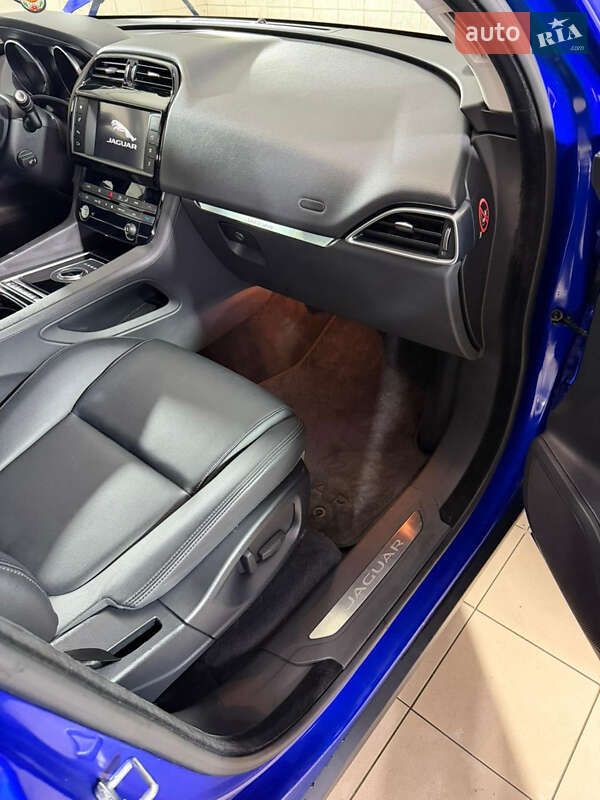 Позашляховик / Кросовер Jaguar F-Pace 2017 в Києві