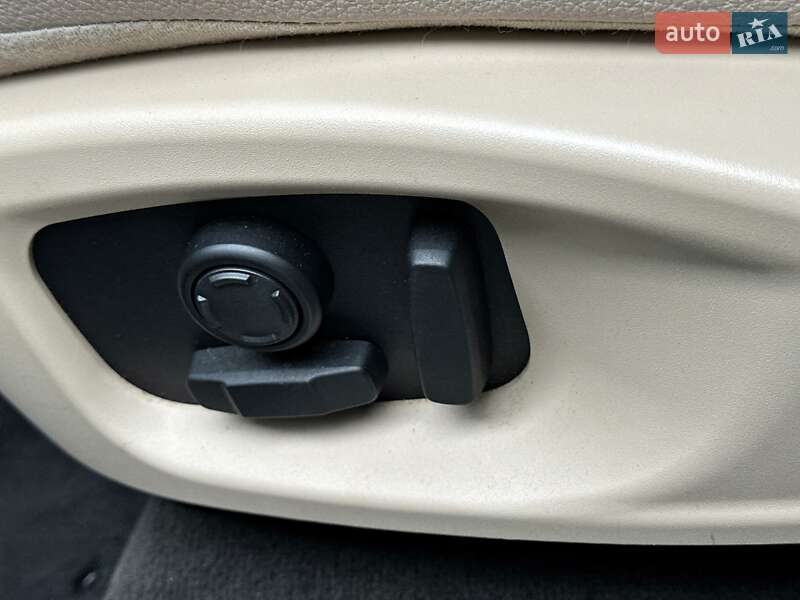 Внедорожник / Кроссовер Jaguar F-Pace 2017 в Одессе фото 51 Внедорожник / Кроссовер Jaguar F-Pace 2017 в Одессе