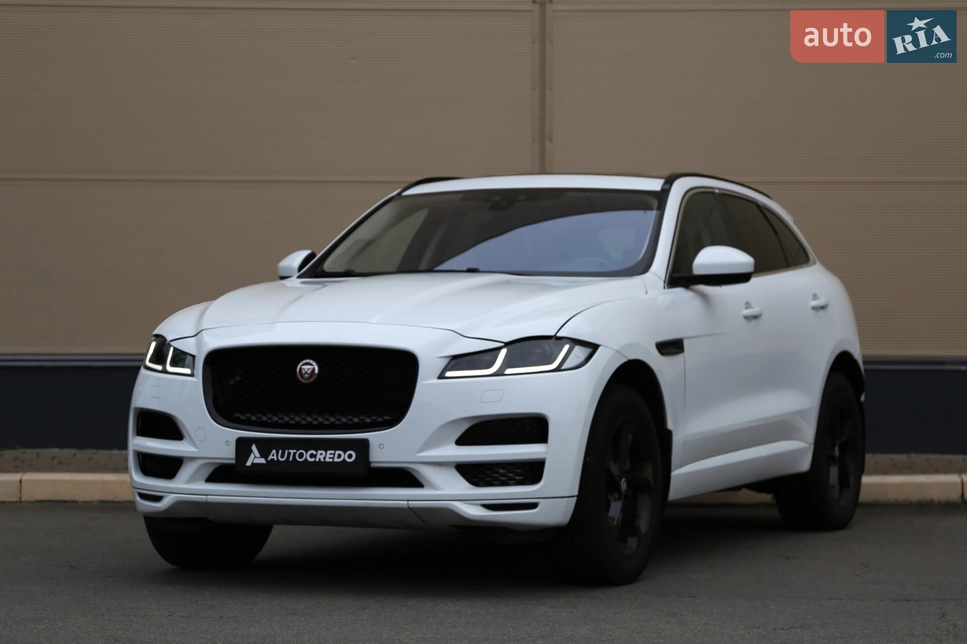 2018 Jaguar F-Pace - мініатюра 4