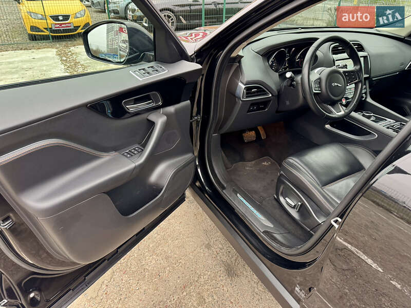 Внедорожник / Кроссовер Jaguar F-Pace 2020 в Киеве фото 9 Внедорожник / Кроссовер Jaguar F-Pace 2020 в Киеве