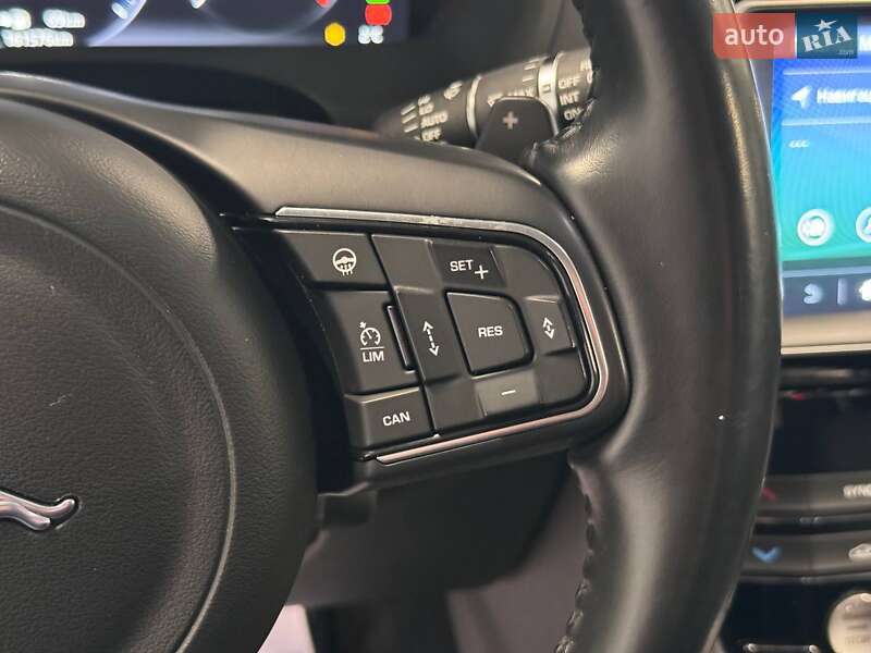 Внедорожник / Кроссовер Jaguar F-Pace 2017 в Львове фото 24 Внедорожник / Кроссовер Jaguar F-Pace 2017 в Львове