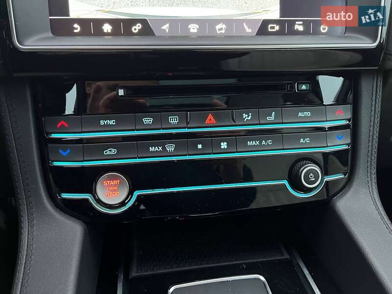 Внедорожник / Кроссовер Jaguar F-Pace 2018 в Киеве фото 23 Внедорожник / Кроссовер Jaguar F-Pace 2018 в Киеве