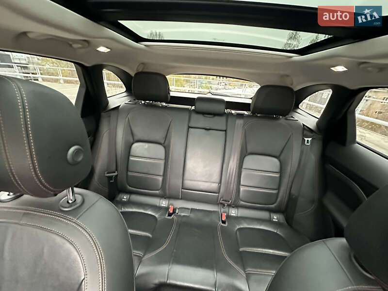 Внедорожник / Кроссовер Jaguar F-Pace 2017 в Киеве фото 45 Внедорожник / Кроссовер Jaguar F-Pace 2017 в Киеве