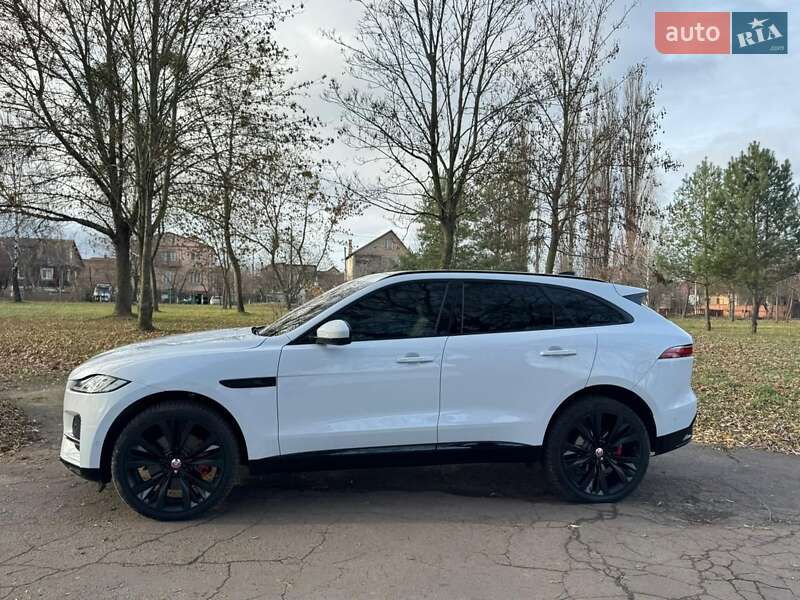 Внедорожник / Кроссовер Jaguar F-Pace 2021 в Ровно
