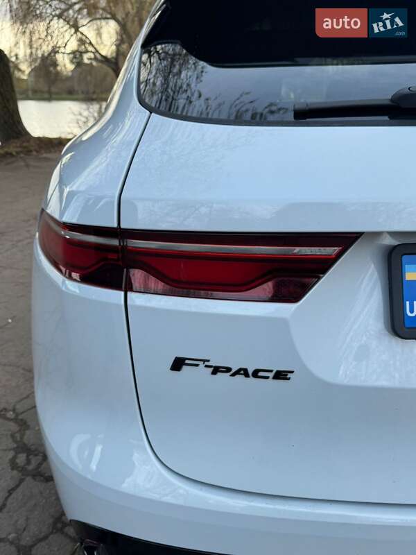 Внедорожник / Кроссовер Jaguar F-Pace 2021 в Ровно