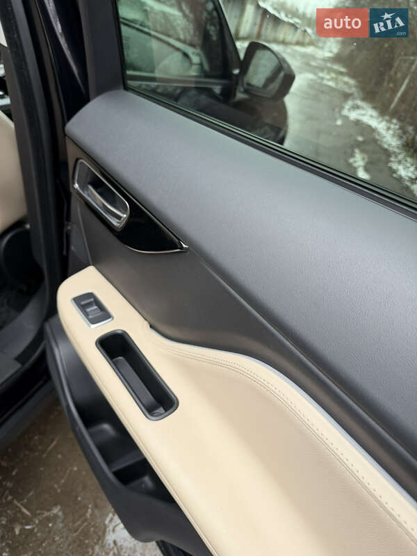 Внедорожник / Кроссовер Jaguar F-Pace 2017 в Харькове