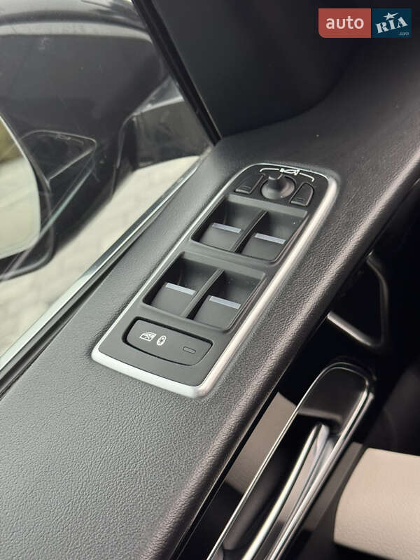 Внедорожник / Кроссовер Jaguar F-Pace 2019 в Виннице фото 31 Внедорожник / Кроссовер Jaguar F-Pace 2019 в Виннице