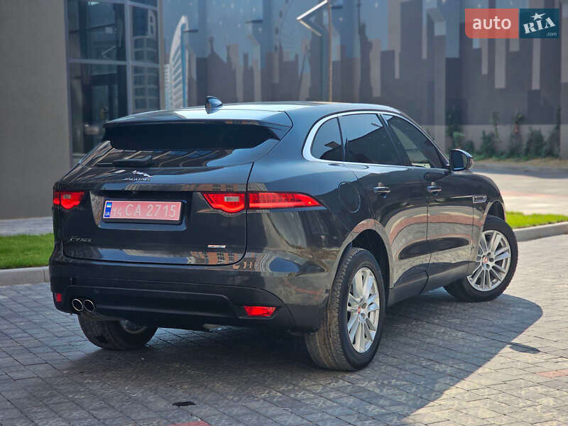 Внедорожник / Кроссовер Jaguar F-Pace 2017 в Киеве