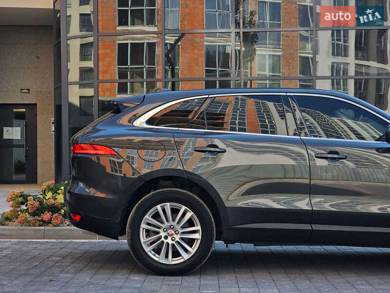 Внедорожник / Кроссовер Jaguar F-Pace 2017 в Киеве фото 10 Внедорожник / Кроссовер Jaguar F-Pace 2017 в Киеве