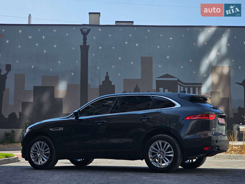 Внедорожник / Кроссовер Jaguar F-Pace 2017 в Киеве