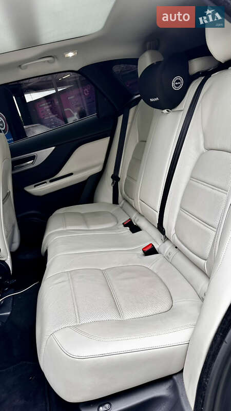 Внедорожник / Кроссовер Jaguar F-Pace 2016 в Львове фото 15 Внедорожник / Кроссовер Jaguar F-Pace 2016 в Львове