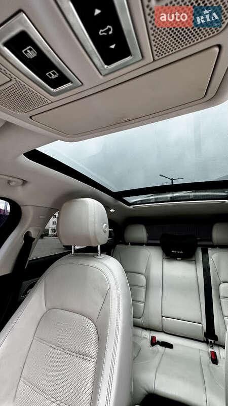 Внедорожник / Кроссовер Jaguar F-Pace 2016 в Львове фото 20 Внедорожник / Кроссовер Jaguar F-Pace 2016 в Львове
