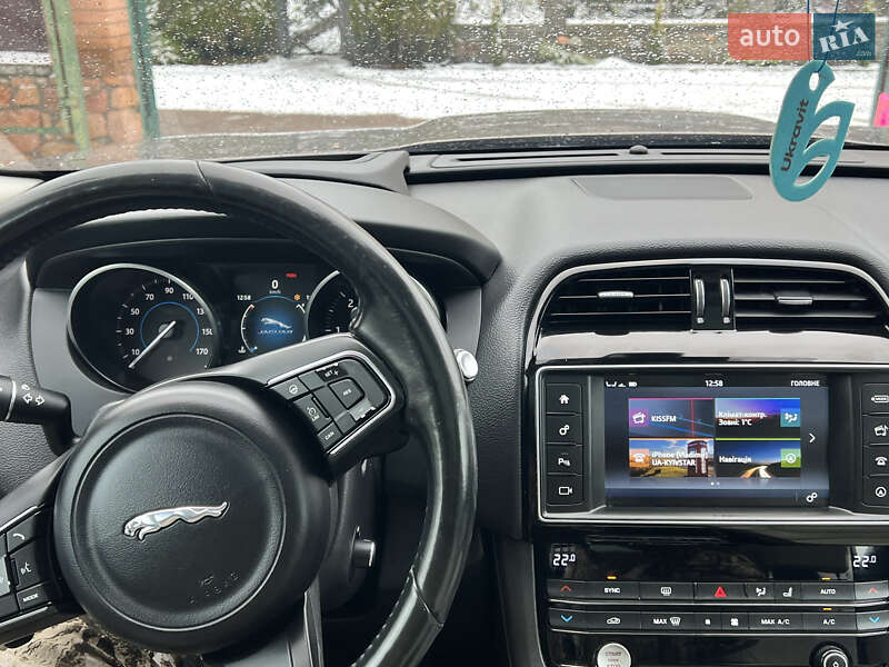 Внедорожник / Кроссовер Jaguar F-Pace 2016 в Василькове