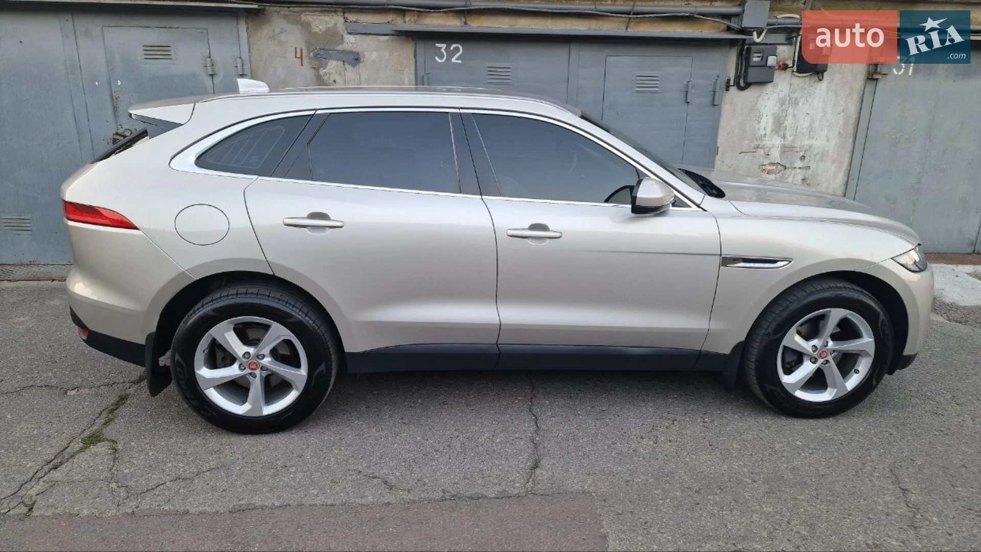 2017 Jaguar F-Pace - мініатюра 17