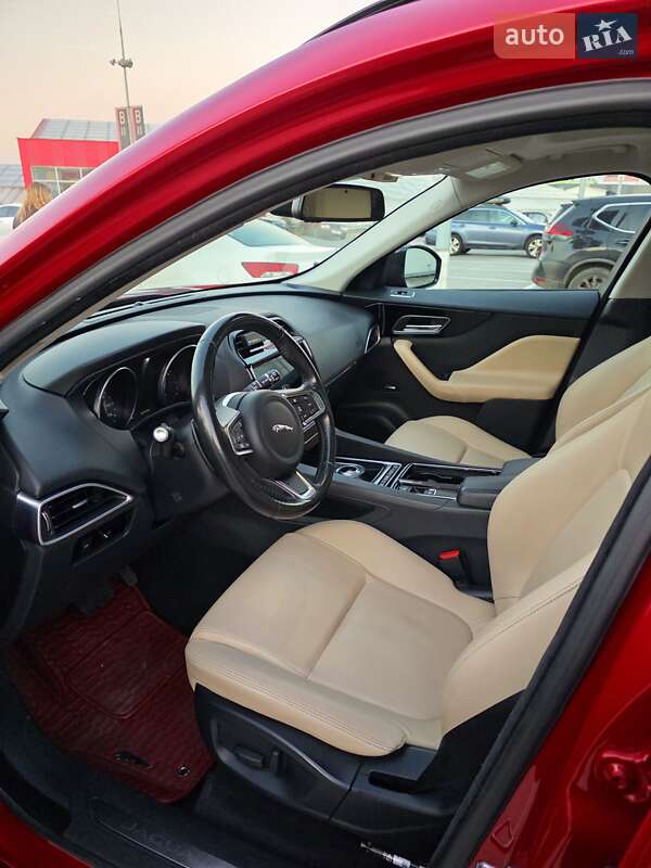Внедорожник / Кроссовер Jaguar F-Pace 2017 в Киеве фото 8 Внедорожник / Кроссовер Jaguar F-Pace 2017 в Киеве