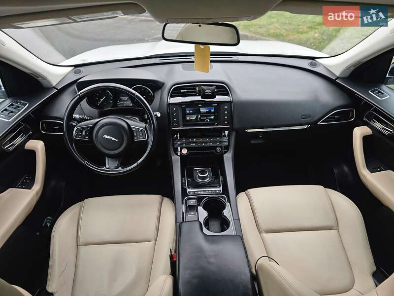 Внедорожник / Кроссовер Jaguar F-Pace 2017 в Львове