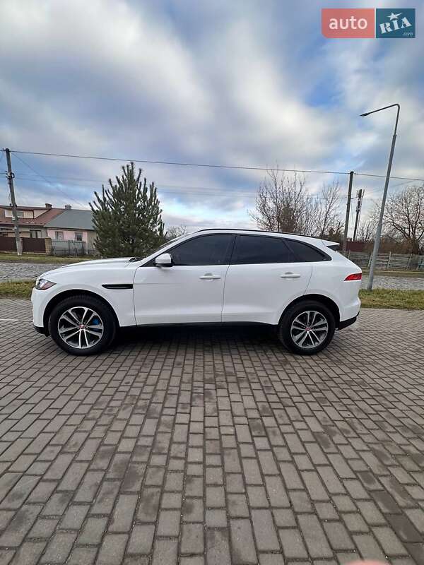 Позашляховик / Кросовер Jaguar F-Pace 2018 в Володимирі