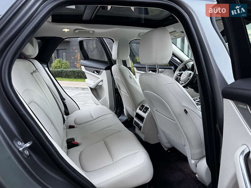 Внедорожник / Кроссовер Jaguar F-Pace 2022 в Киеве фото 26 Внедорожник / Кроссовер Jaguar F-Pace 2022 в Киеве