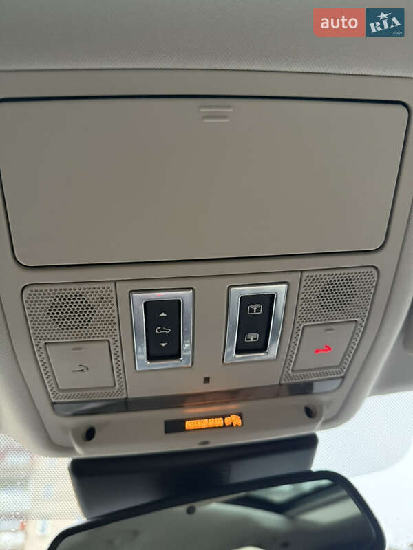 Внедорожник / Кроссовер Jaguar F-Pace 2017 в Нововолынске фото 18 Внедорожник / Кроссовер Jaguar F-Pace 2017 в Нововолынске