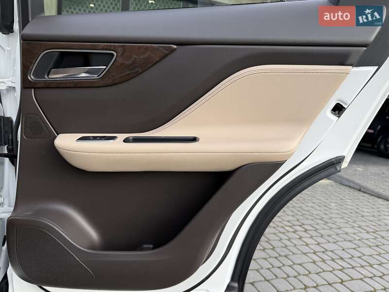 Внедорожник / Кроссовер Jaguar F-Pace 2017 в Ивано-Франковске фото 20 Внедорожник / Кроссовер Jaguar F-Pace 2017 в Ивано-Франковске