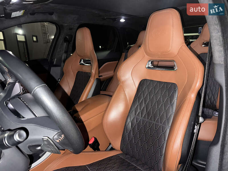 Внедорожник / Кроссовер Jaguar F-Pace 2019 в Львове