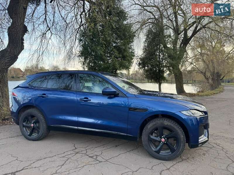 Внедорожник / Кроссовер Jaguar F-Pace 2021 в Ровно