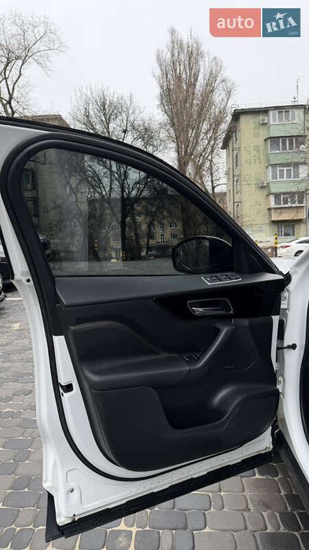 Внедорожник / Кроссовер Jaguar F-Pace 2019 в Запорожье