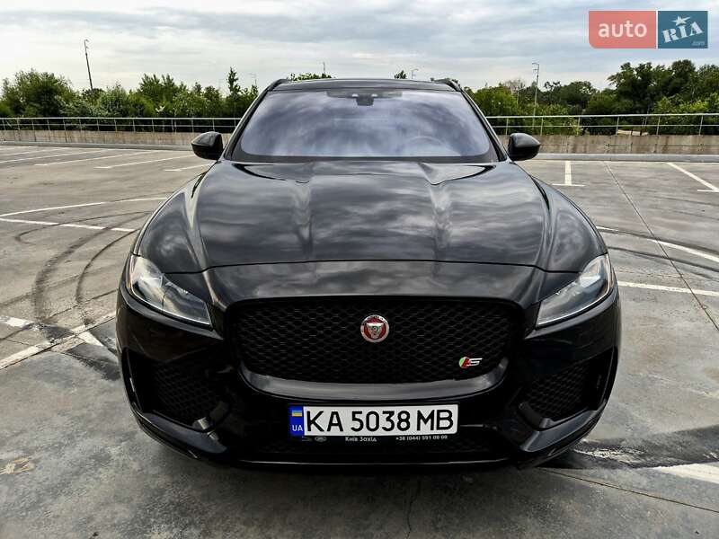 Внедорожник / Кроссовер Jaguar F-Pace 2017 в Киеве