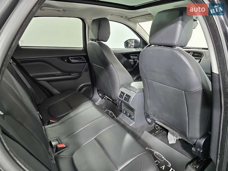 Внедорожник / Кроссовер Jaguar F-Pace 2017 в Киеве фото 15 Внедорожник / Кроссовер Jaguar F-Pace 2017 в Киеве