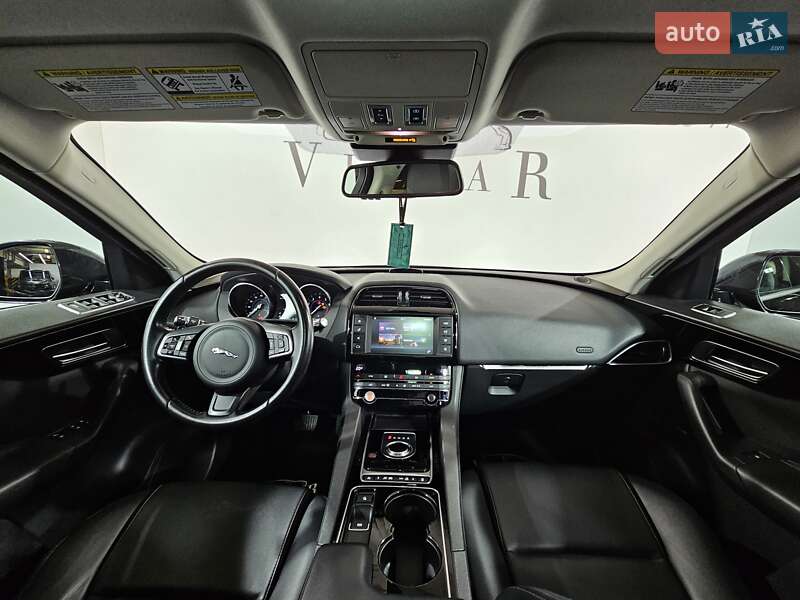 Внедорожник / Кроссовер Jaguar F-Pace 2017 в Киеве фото 18 Внедорожник / Кроссовер Jaguar F-Pace 2017 в Киеве