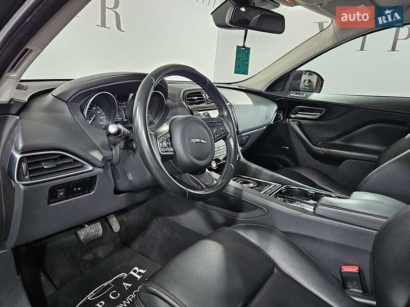 Внедорожник / Кроссовер Jaguar F-Pace 2017 в Киеве фото 23 Внедорожник / Кроссовер Jaguar F-Pace 2017 в Киеве