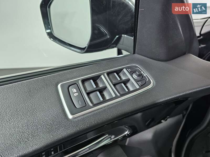 Внедорожник / Кроссовер Jaguar F-Pace 2017 в Киеве