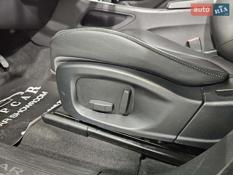 Внедорожник / Кроссовер Jaguar F-Pace 2017 в Киеве фото 25 Внедорожник / Кроссовер Jaguar F-Pace 2017 в Киеве