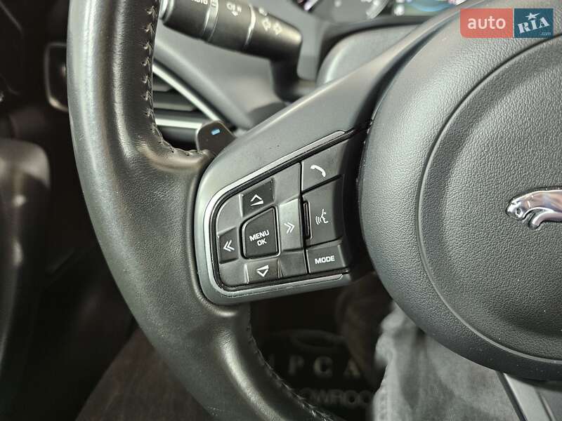 Внедорожник / Кроссовер Jaguar F-Pace 2017 в Киеве