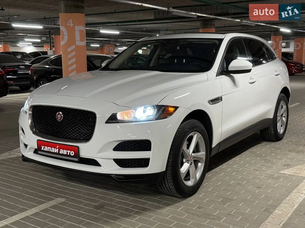 2016 Jaguar F-Pace - мініатюра 27