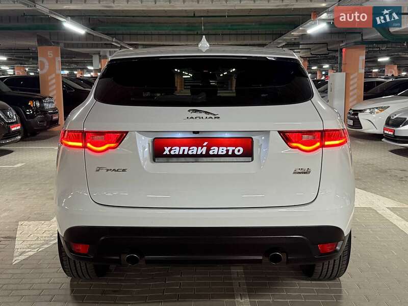 Позашляховик / Кросовер Jaguar F-Pace 2017 в Києві