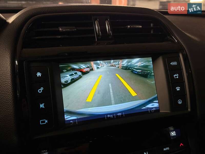 Позашляховик / Кросовер Jaguar F-Pace 2017 в Києві